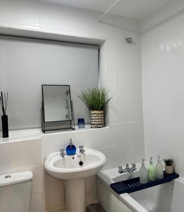 Stylish 2 Bedrooms Flat In A Quiet Cul-De-Sac Area, Near Sheffield City Centre With Free Parking Екстериор снимка